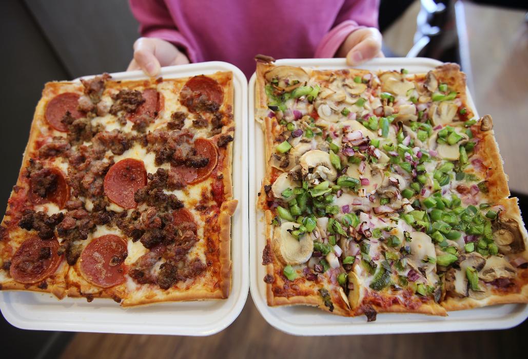 Meatlovers and Veggie Pizza