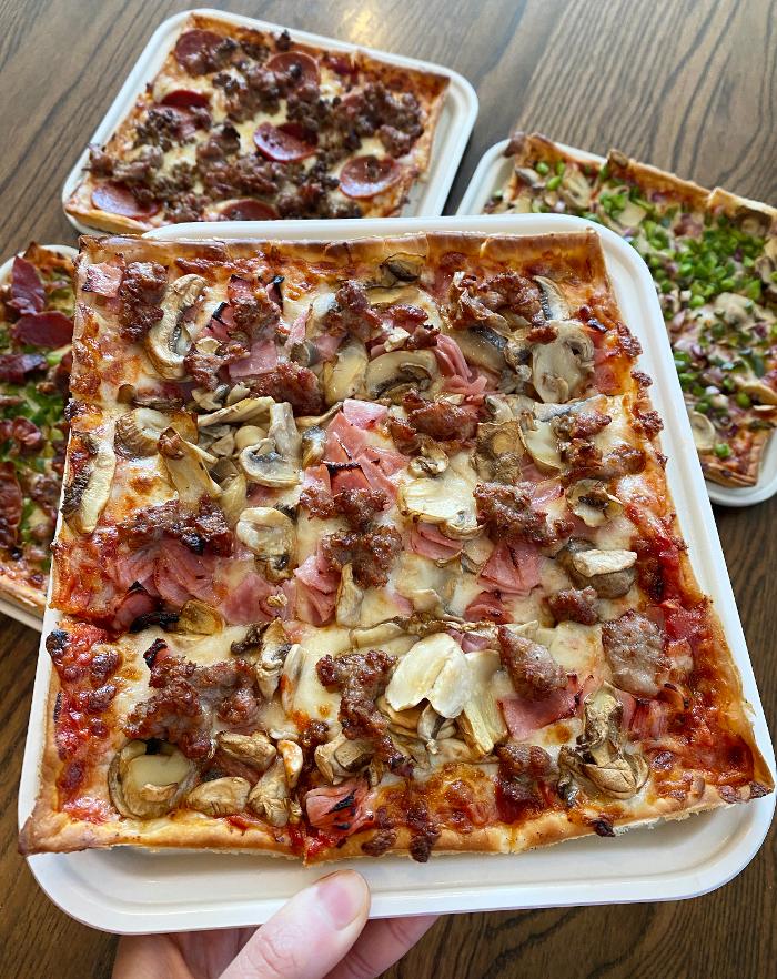 Mushrooms, Ham and Sausage Pizza
