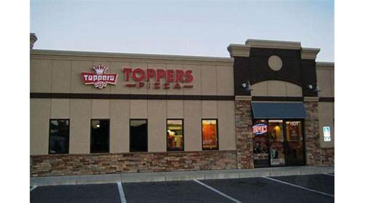Toppers Pizza Image