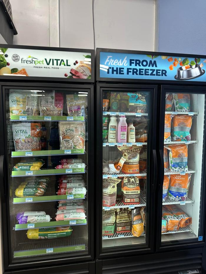 Petsense by Tractor Supply Logo