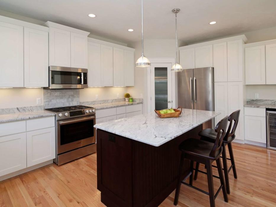 Discount Custom Cabinets - Canton, OH