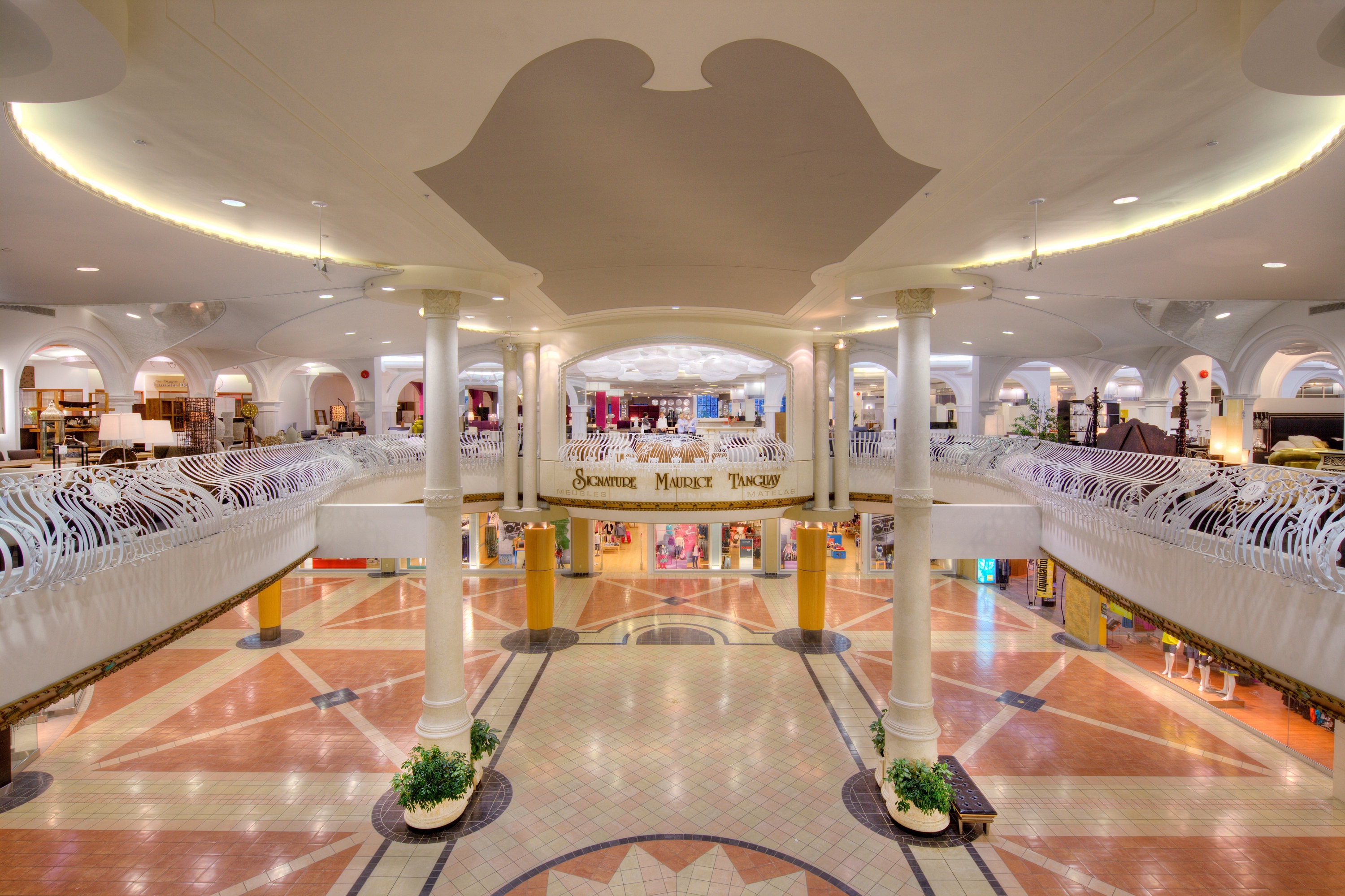 Place Ste-Foy - Centres Commerciaux Et Grands Magasins à Quebec City - Boul  Laurier (adresse, horaires, avis, TÉL: 4186534) - Infobel