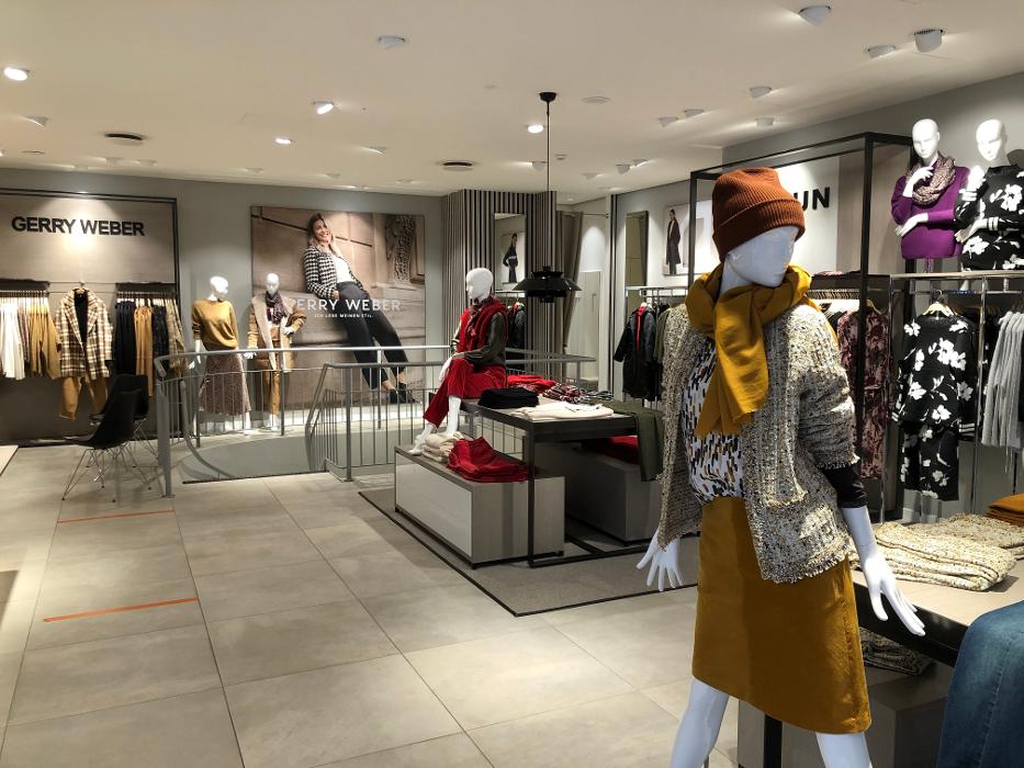 BAYARD CO LTD WOMEN, Stadthausstrasse in Winterthur