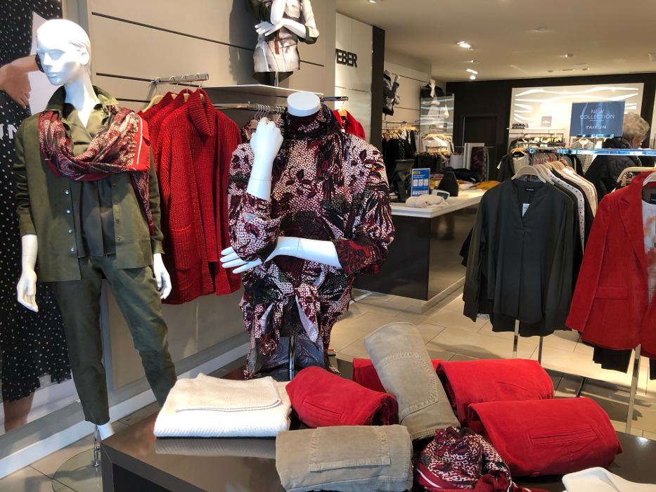 BAYARD CO LTD WOMEN, Bahnhofstrasse in Biel