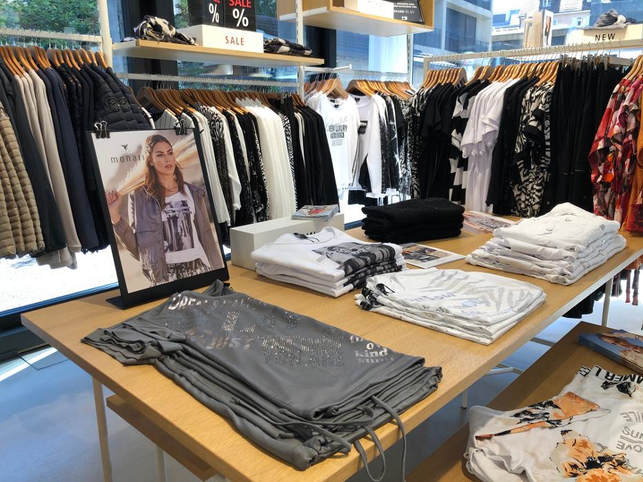 BAYARD CO LTD WOMEN, Poststrasse in Uster