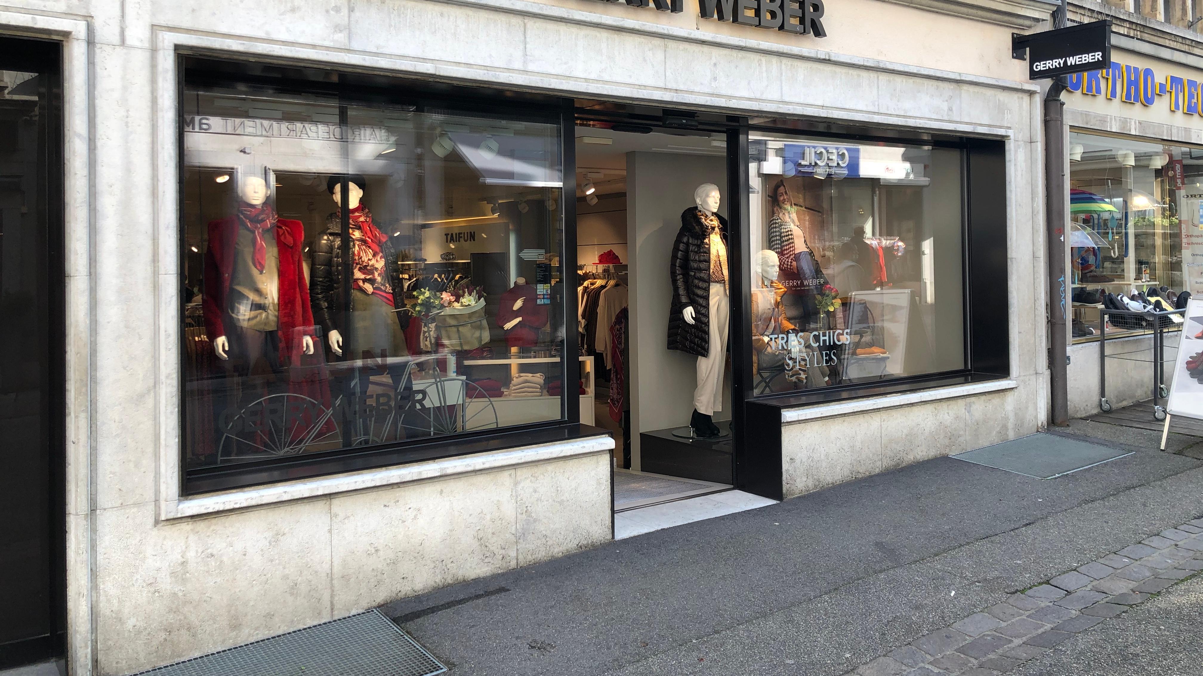BAYARD CO LTD WOMEN, Hauptgasse in Solothurn