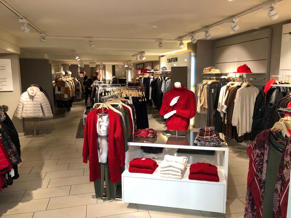 BAYARD CO LTD WOMEN, Hauptgasse in Solothurn