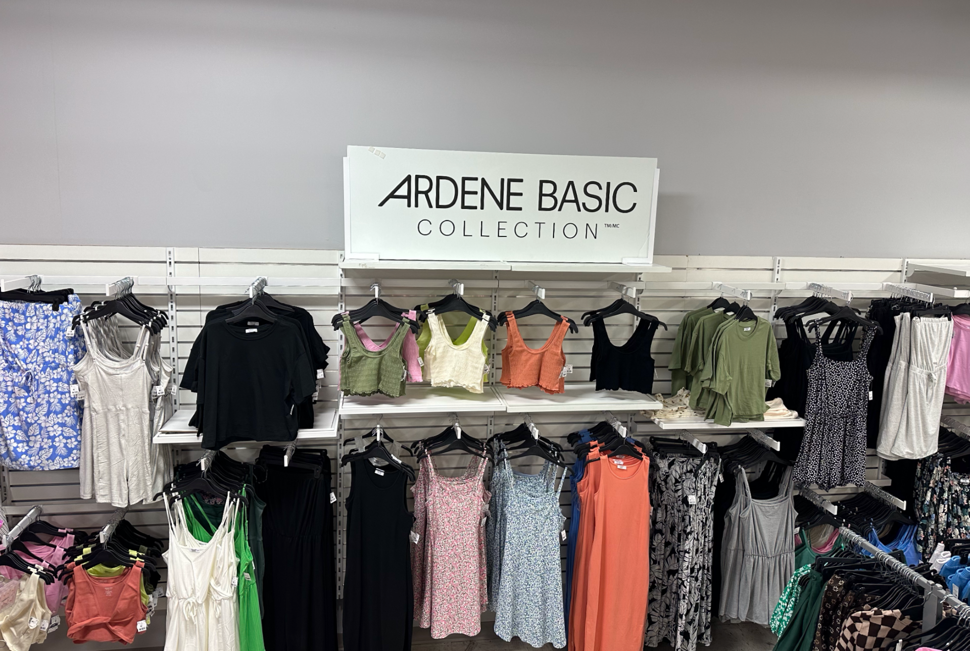 Ardene Shawinigan (877)606-4233