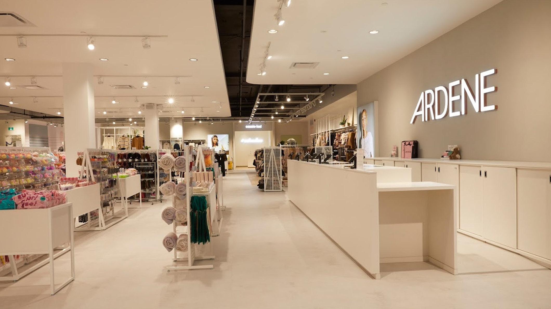 Ardene - St. Catharines, ON L2T 2K9 - (905)228-9877 | ShowMeLocal.com