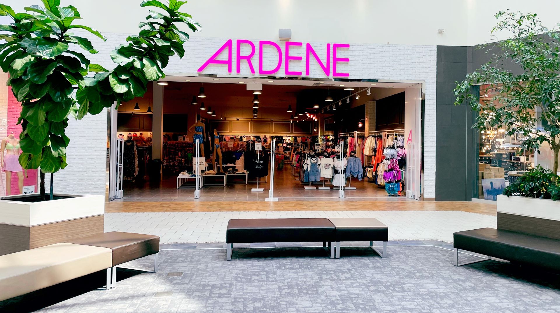 Ardene - Québec, QC G1C 5R9 - (418)263-7286 | ShowMeLocal.com