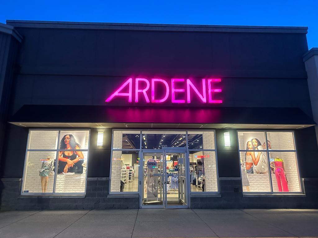 Ardene - Surrey, BC V3W 1P8 - (604)430-8597 | ShowMeLocal.com