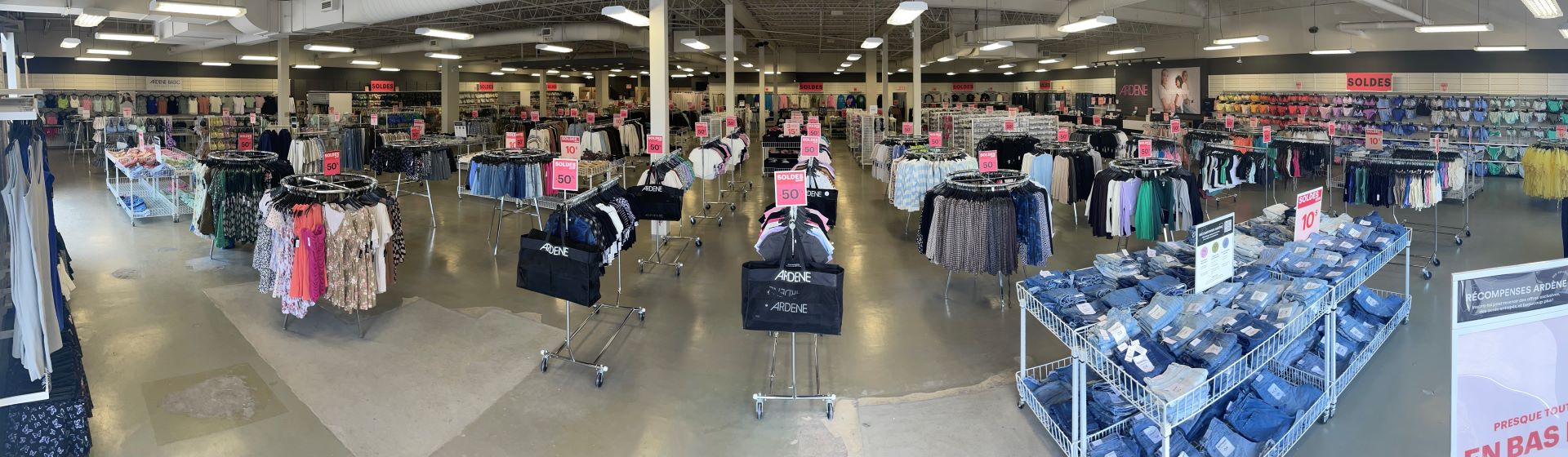 Ardene magasin de liquidation Greenfield Park (450)651-7312