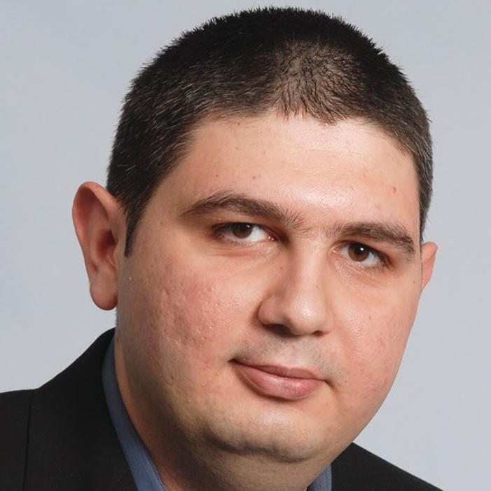 Karo Galusi - COUNTRY Financial representative - Sparks, NV