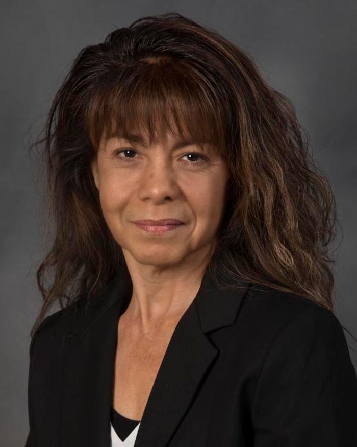 Rosa Luna - COUNTRY Financial representative - McHenry, IL
