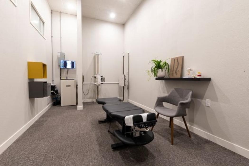 Accident Care Chiropractic - Clackamas, OR