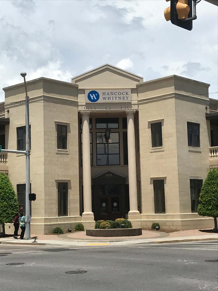Hancock Whitney Bank - Biloxi, MS