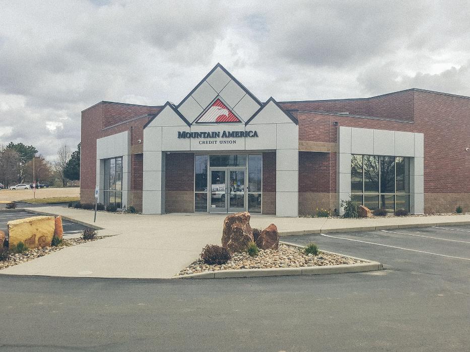 Mountain America Credit Union - Meridian: Franklin Road Branch - Meridian, ID