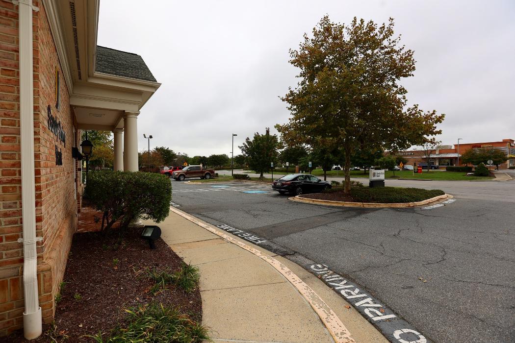 Sandy Spring Bank - Edgewater, MD