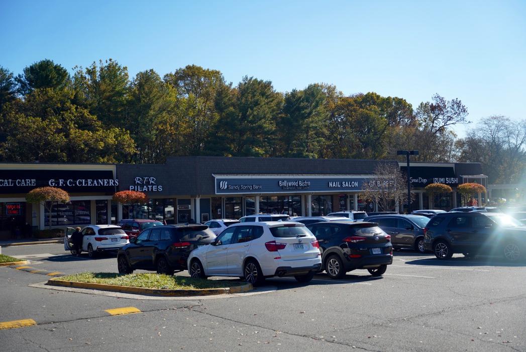 Sandy Spring Bank - Great Falls, VA