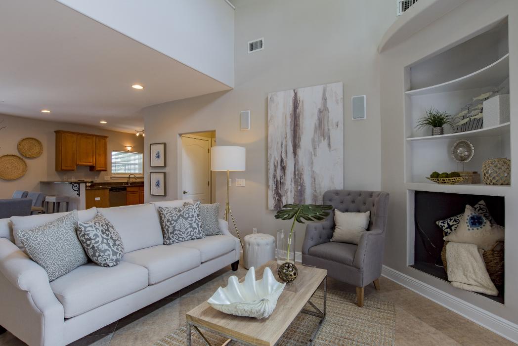 Showhomes Home Staging & Interior Design - Fairhope, AL
