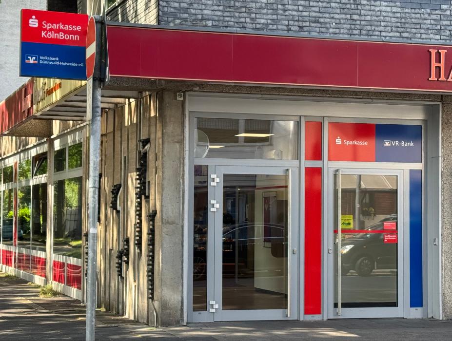 Volksbank Dünnwald-Holweide eG, SB-Filiale Stammheim, Gisbertstraße in Köln