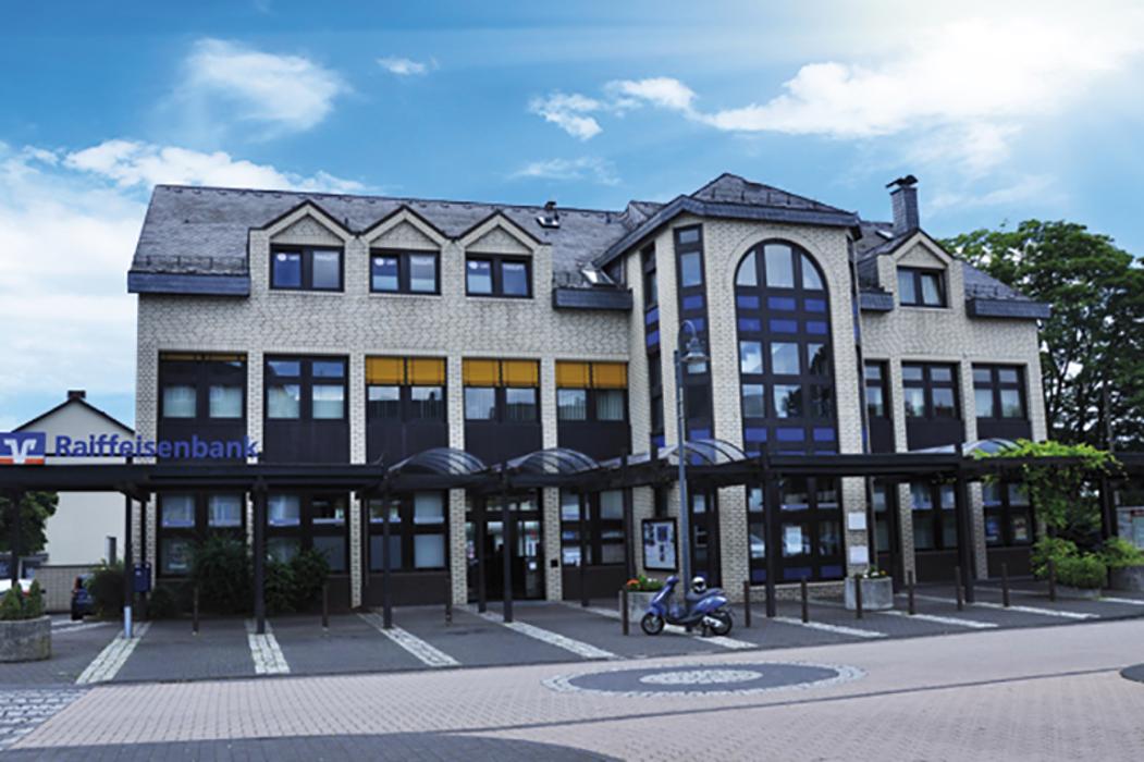 Raiffeisenbank Neustadt eG, Geschäftsstelle Asbach, Hauptstraße in Asbach