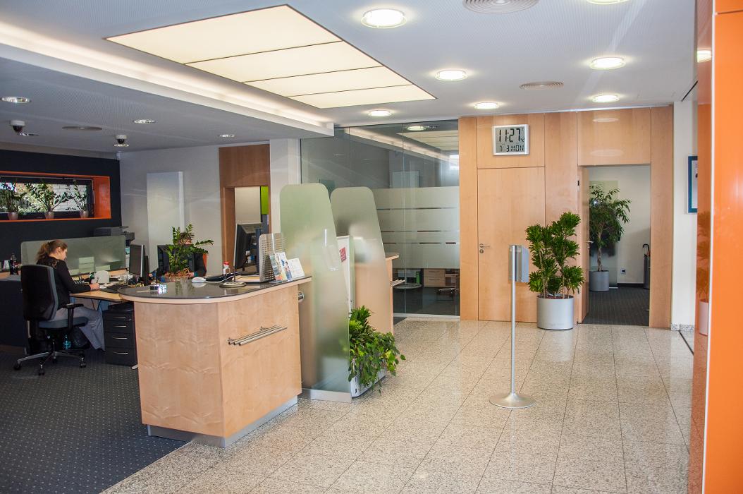 Raiffeisenbank Neustadt eG, Geschäftsstelle Windhagen, Hauptstraße in Windhagen