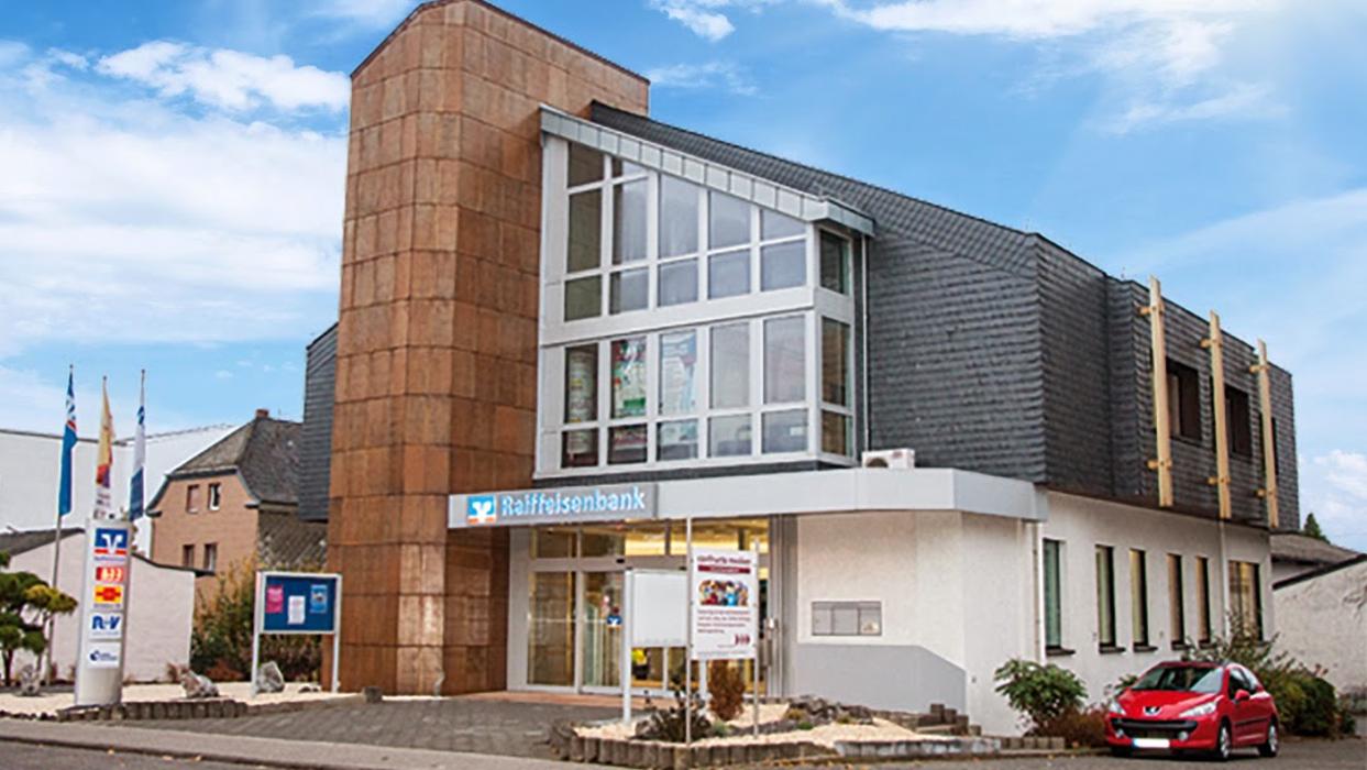 Raiffeisenbank Neustadt eG, Geschäftsstelle Straßenhaus, Raiffeisenstraße in Straßenhaus
