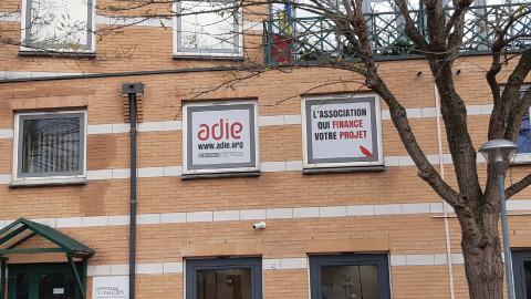 Foto 3 di Agence Adie