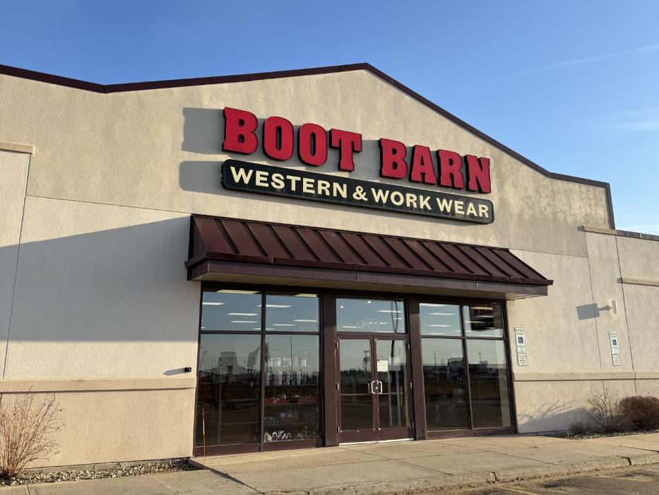 Minot - Store Image