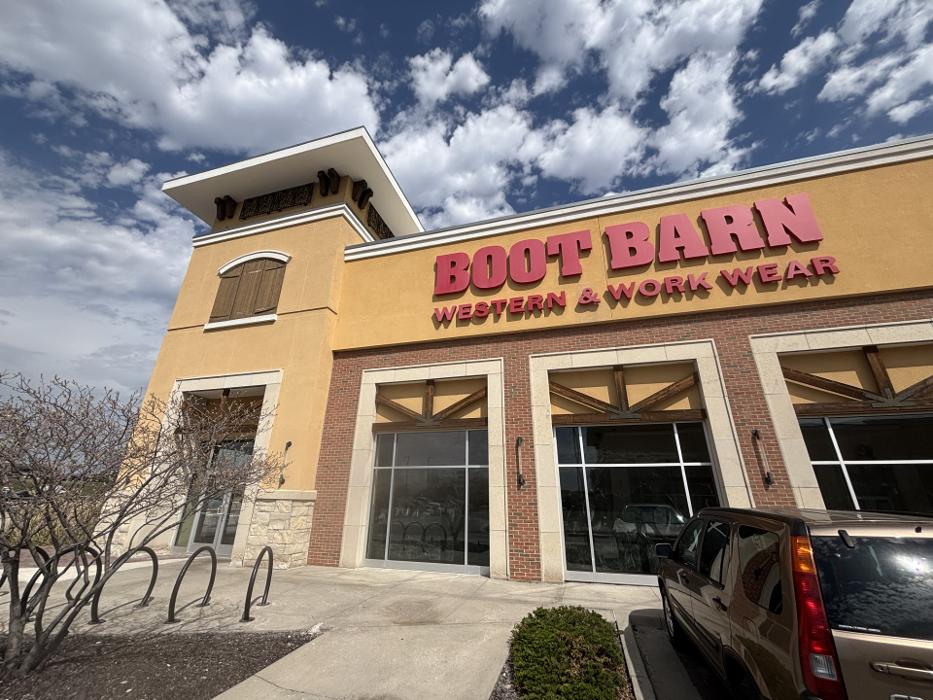 Liberty - Shoal Creek - Store Image