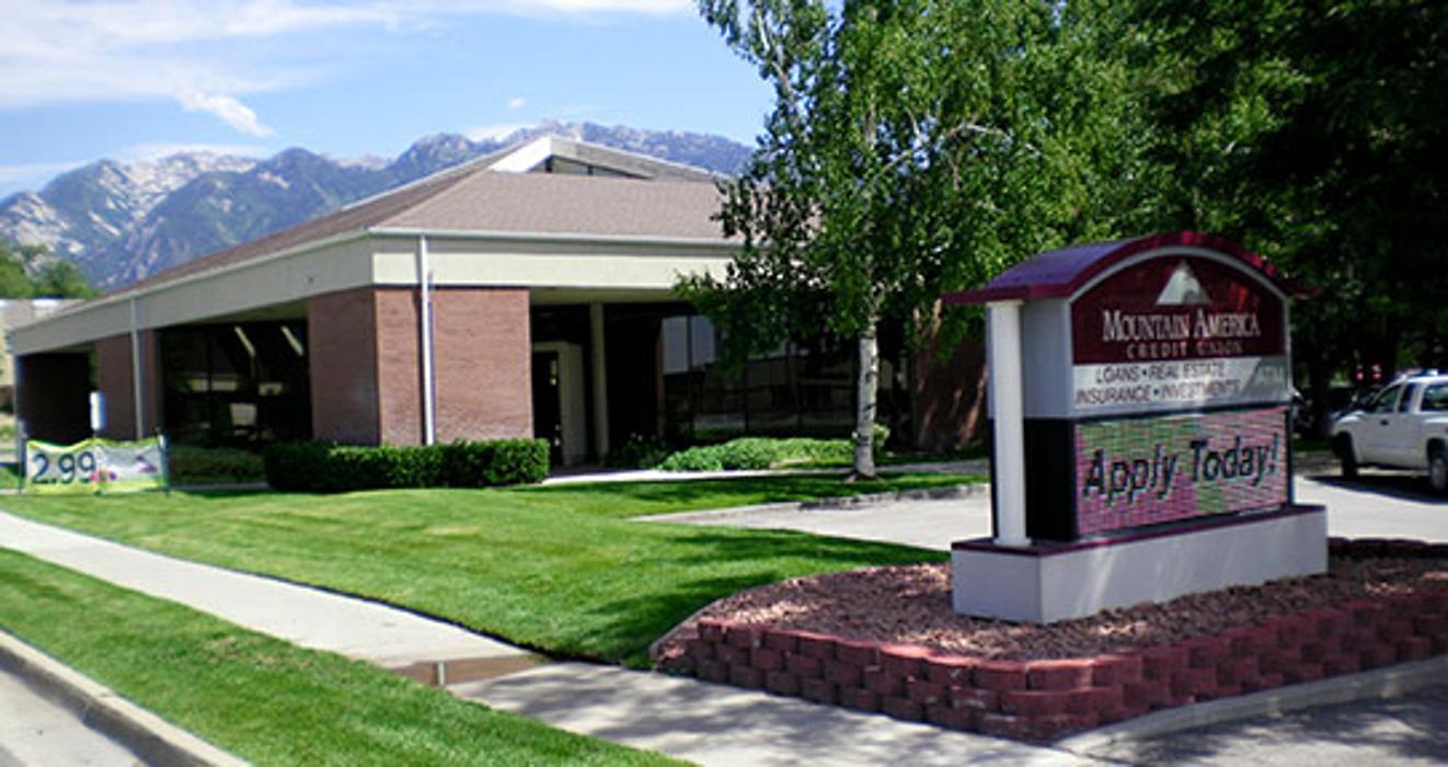 Mountain America Credit Union - Sandy 94th South Branch - Sandy, UT