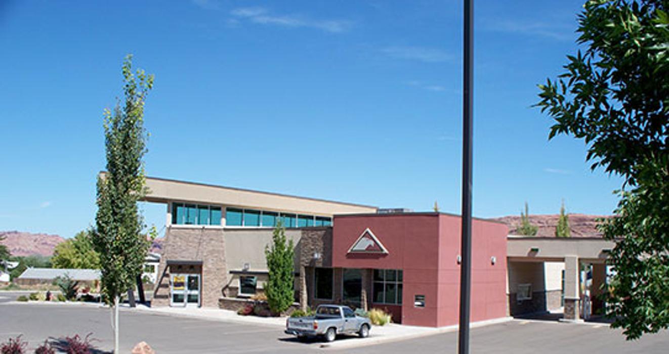Mountain America Credit Union - Moab: Main Street Branch - Moab, UT