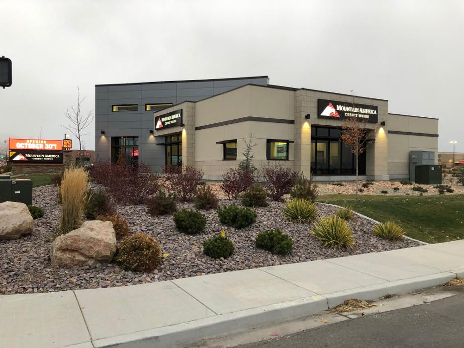Mountain America Credit Union - Springville: 400 South Branch Image