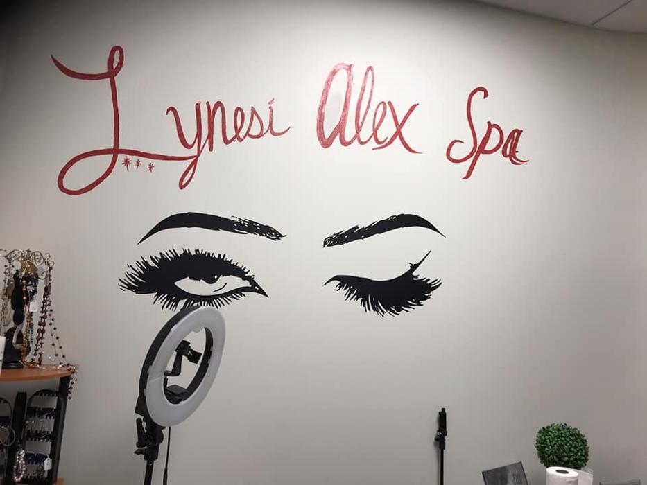 Lynesi Alex Spa - Naperville, IL