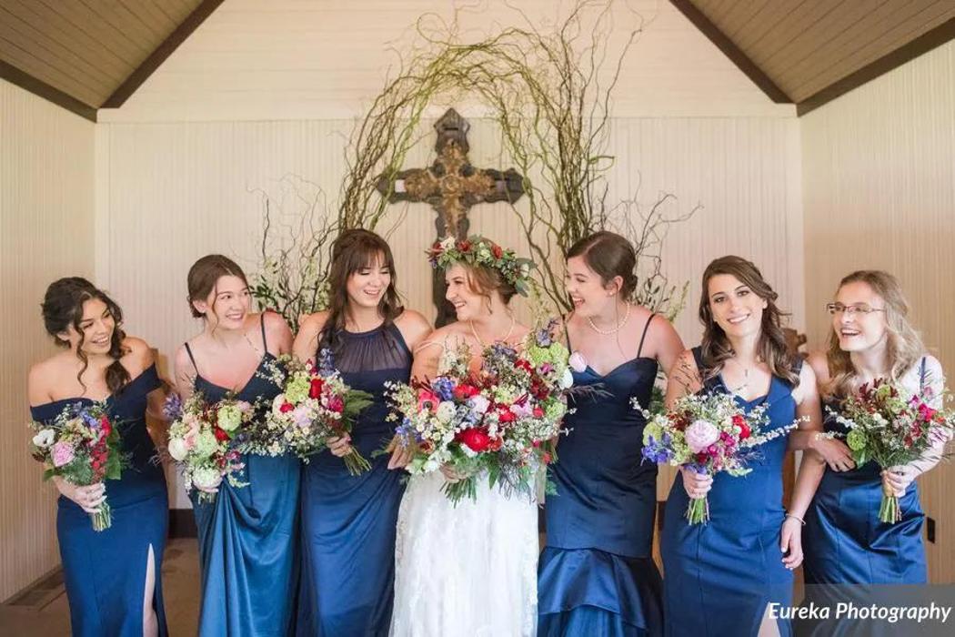 Twisted Ranch Weddings - Bertram, TX