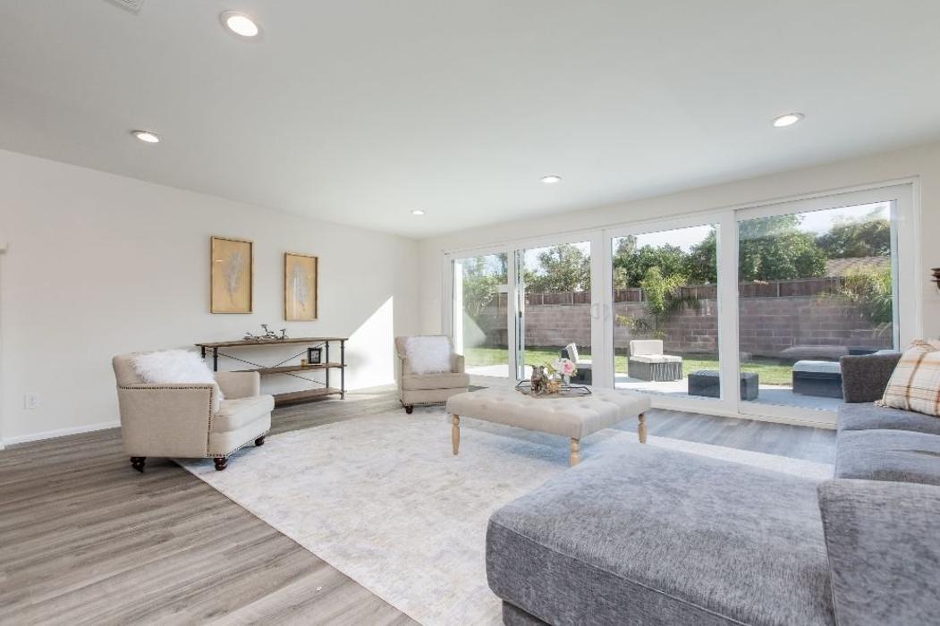 Nathalie Interior Motives Home staging and Design - Tarzana, CA
