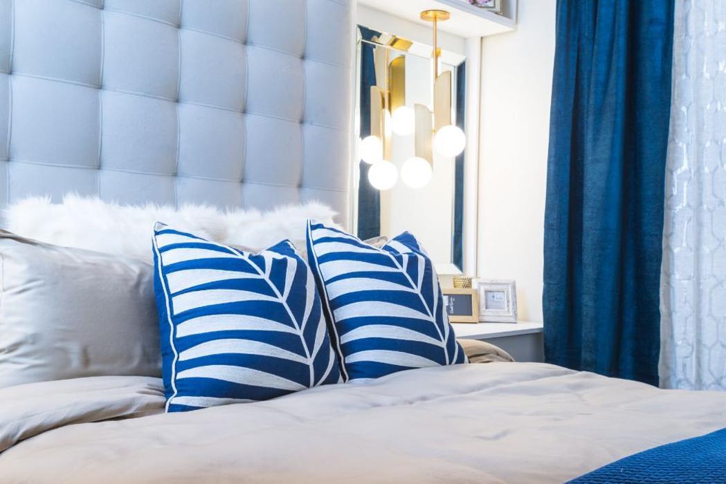 Nathalie Interior Motives Home staging and Design - La Canada Flintridge, CA