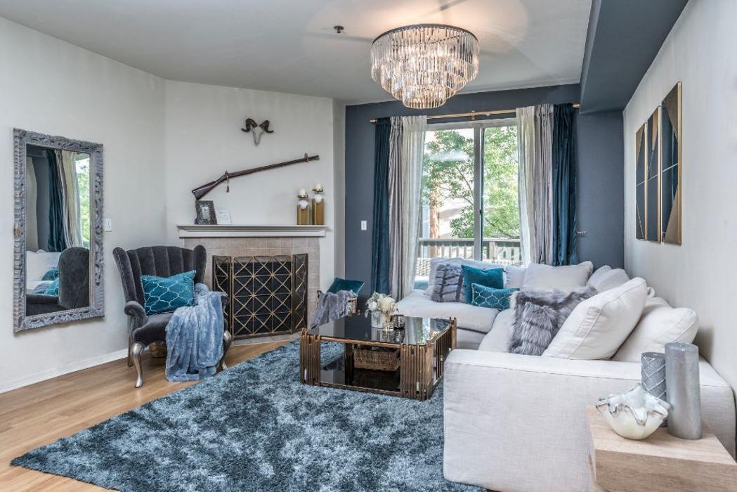 Nathalie Interior Motives Home staging and Design - La Canada Flintridge, CA