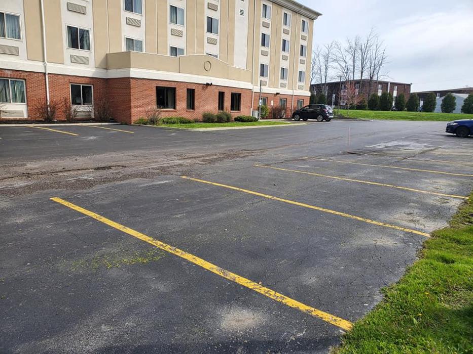 S & R Landscape and Snow Plowing - Niagara Falls, NY