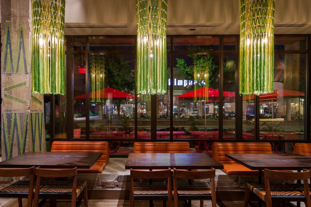 Nando's PERi-PERi Image