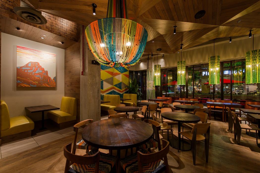 Nando's PERi-PERi Image