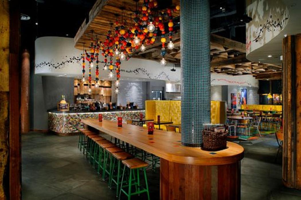 Nando's PERi-PERi Image