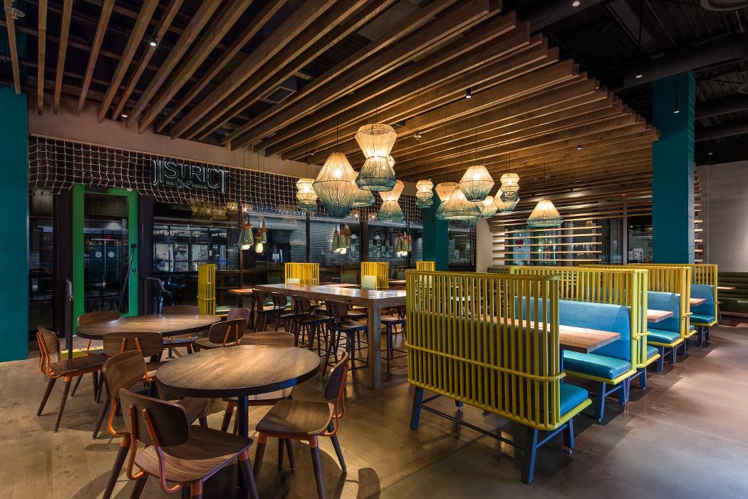 Nando's PERi-PERi Image