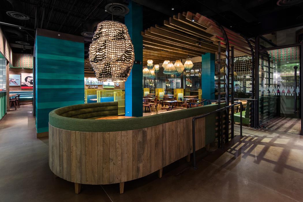 Nando's PERi-PERi Image