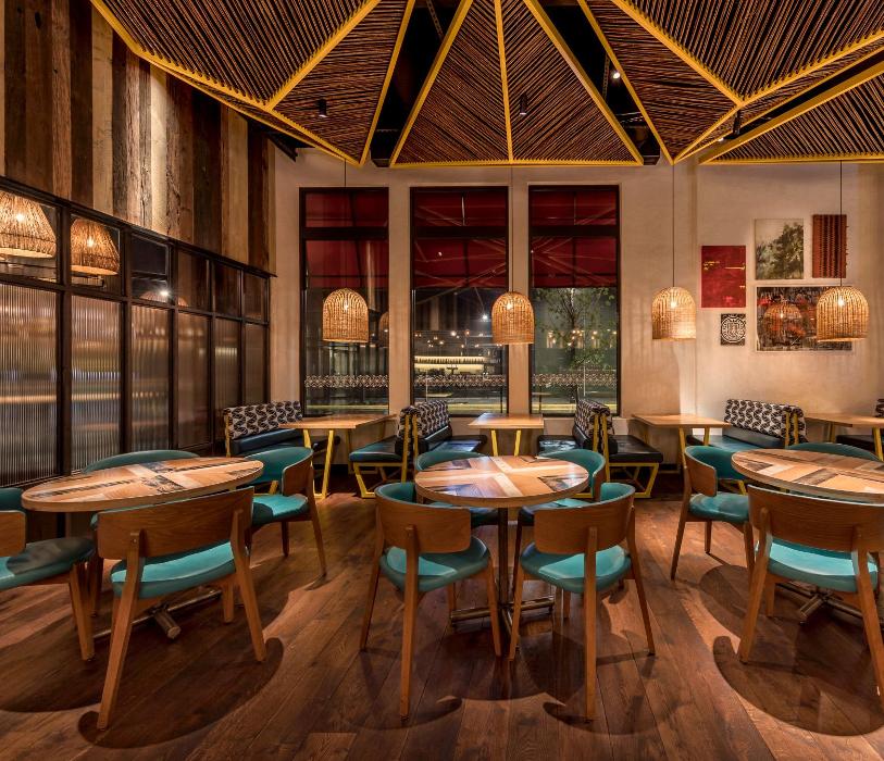 Nando's PERi-PERi Image