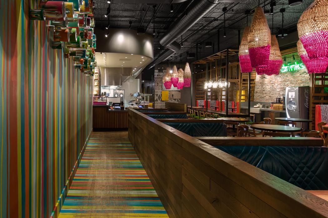 Nando's PERi-PERi Image