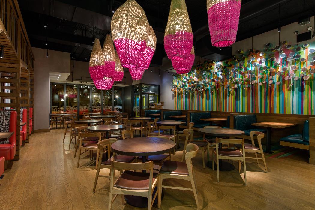 Nando's PERi-PERi Image