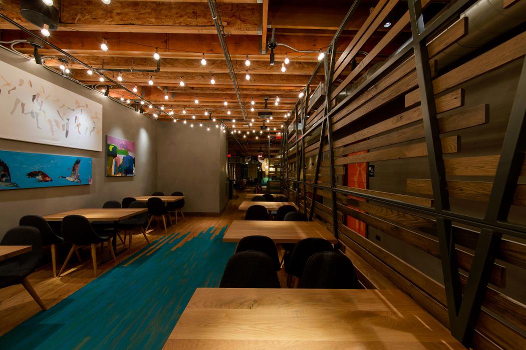 Nando's PERi-PERi Image