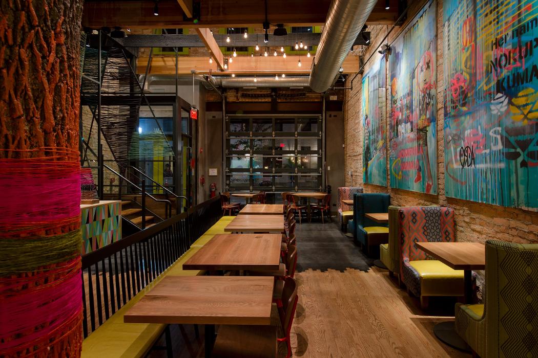 Nando's PERi-PERi Image